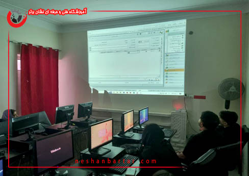 تصویری از فضای کلی و ویدئو پروژکتور کلاس درس حسابداری
