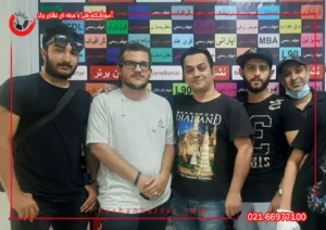عکس دسته جمعی هنرجویان متقاضی اخذ دیپلم گردشگری