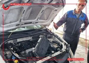 فردی در کتار خودرو در دوره آموزش تعمیر خودروی گازسوز2
